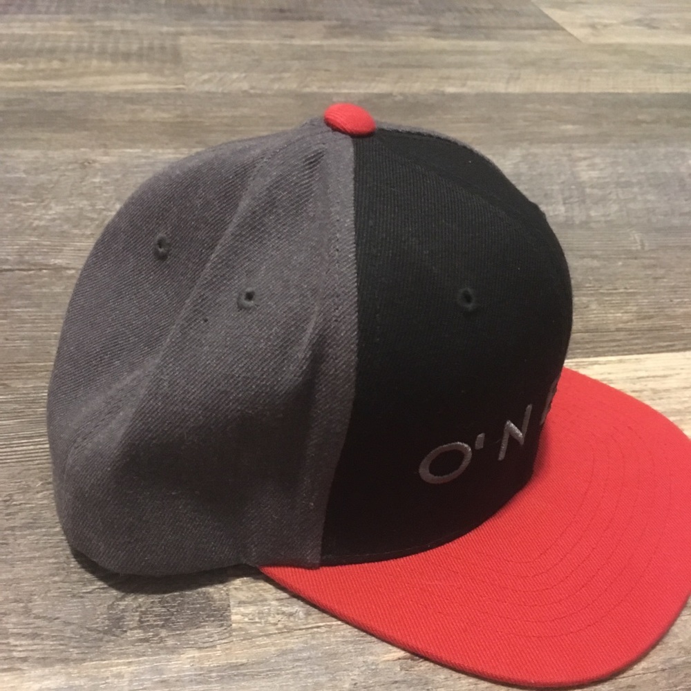 O’Neill SnapBack - Picture 2 of 5